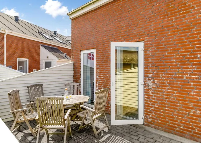 Nils - 2-3km From The Sea By Interhome